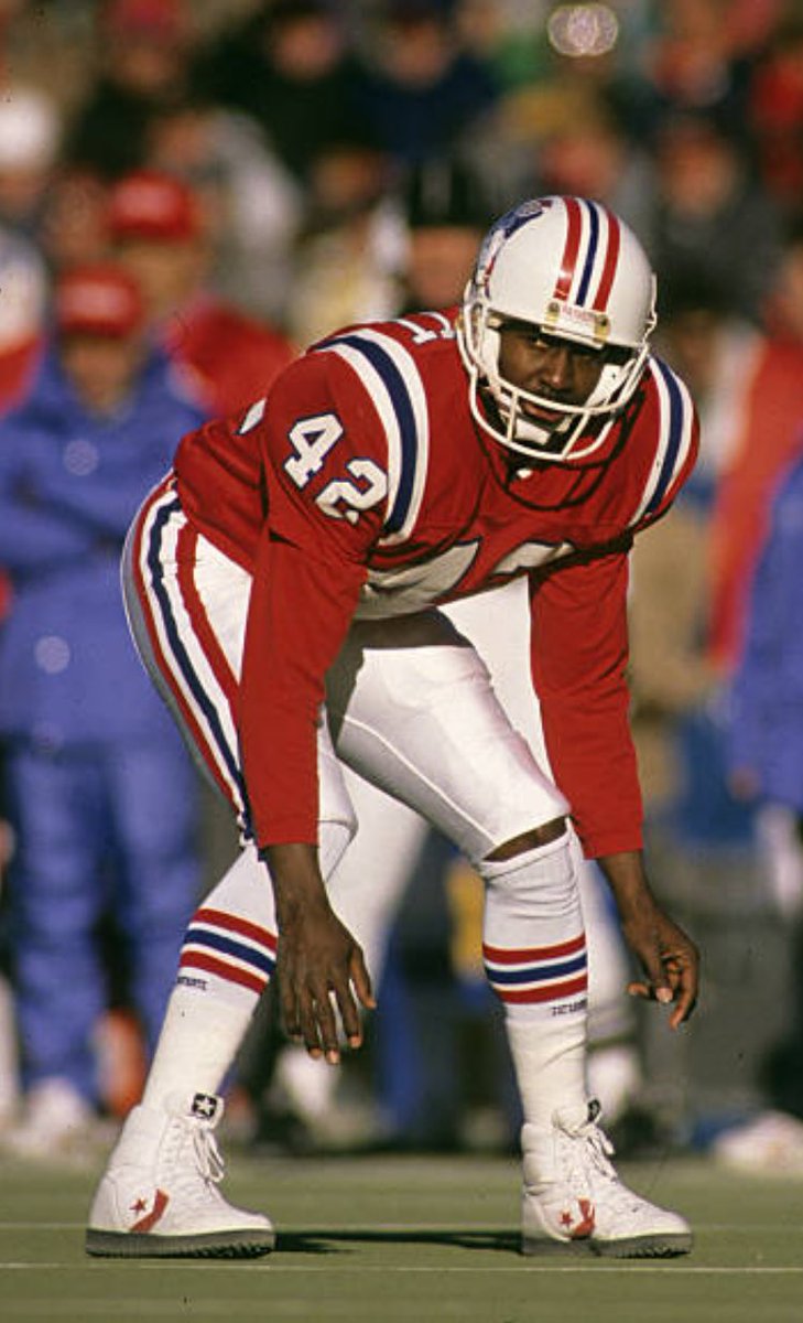 We've got Ronnie Lippett days left until the  #Patriots opener!An 8th round pick in 1983, Lippett spent his whole 8 year career with the Pats. He had 24 career INTs, with a career best 8 in 1986. 7 of his career picks were vs Dan MarinoHe only missed 6 games his whole career