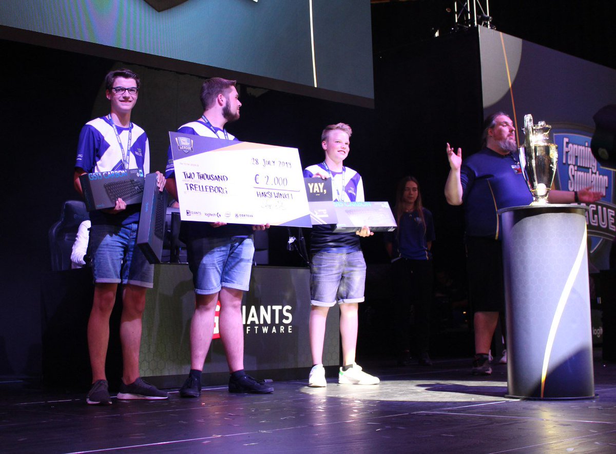 TrelleborgGroup's tweet photo. Team Trelleborg took the first Prize in the first @FSLeSports Tournament at #FarmCon19! https://t.co/m3mMZtvKta https://t.co/YCPILmwKZE