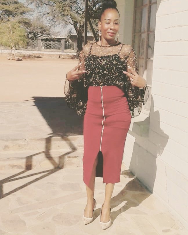 GmKangandji's tweet photo. #sundaying yet Young Republic's fever stl got us😂
Me FOREVER young🙈🔥
Thy b asking why th glow&amp; me b like "Young Republic's convention happened"✌✌✌
Thanx dad @UebertAngel @BeverlyUAngel ,yo touch in my life is undeniable 
#touchedbyangels
#tooglobaltobelocal #earlyrisers https://t.co/4UEginPxDR