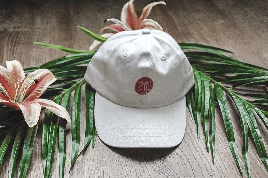 LaylaRaeSwim's tweet photo. https://t.co/RFUe4CYbuO Check out these awesome hats! They are on sale and you can get an additional 30% off with promo code: SUMMER30 ๐๐๏ธ๐๏ธ๐๏ธ
#Beachwear #summer #beach #PositiveVibes #hats #beachlife #sale #promo #dadhat #baseballseason #LaylaBabe https://t.co/YO8E1lcEIK