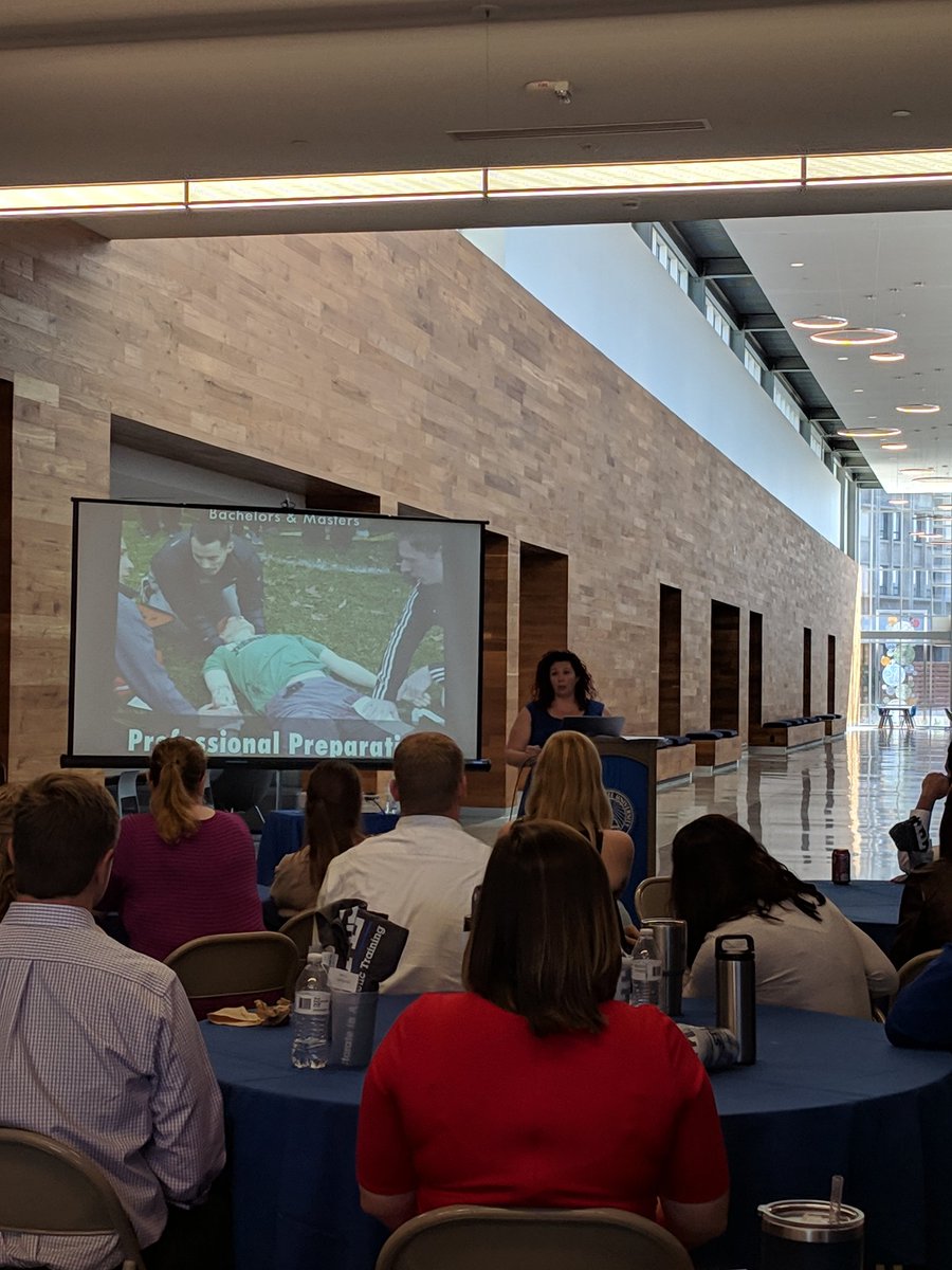 TimWAndrews_ATC's tweet image. Discussing the status of athletic training education, where we&apos;ve been, where we are at, and where we need to go. #datweekend @isuathltraining