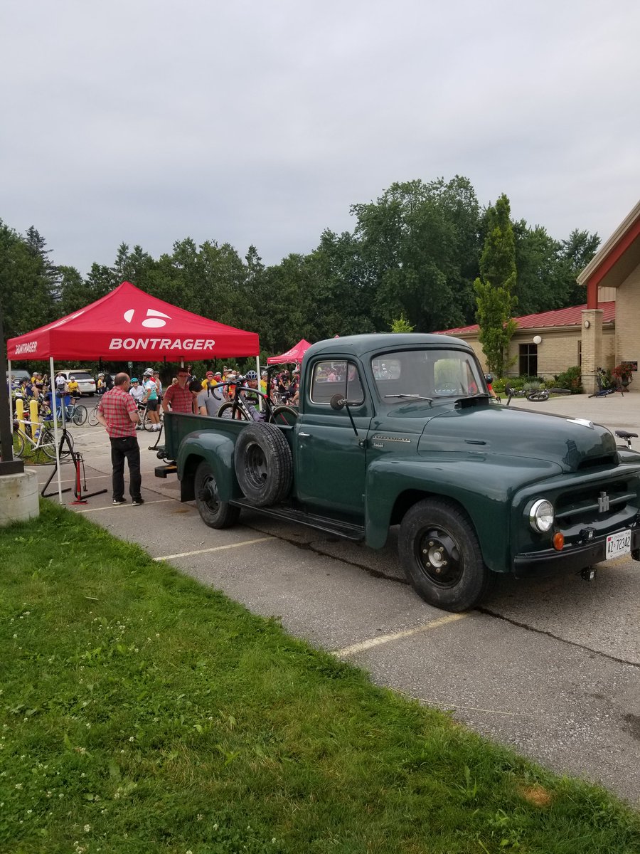 RighilL's tweet photo. Don't forget to get your tires pumped up here with Trek London.
Thank you riders for your fabulous contribution @MSBikeTour London-GrandBend.
Be safe riders.
@TrekStoreLondon https://t.co/QRzVJDf6p7