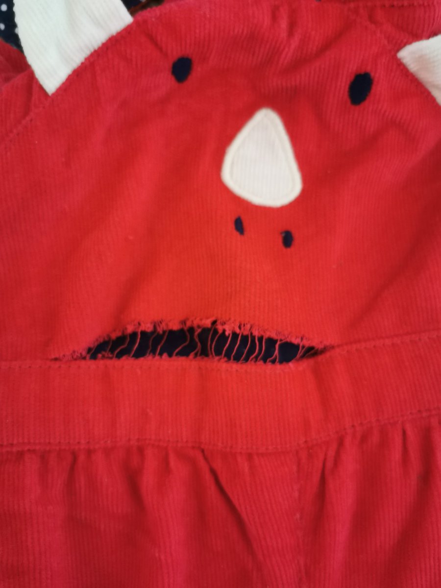 Bought these from @JoJoMamanBebe when I was pregnant, was so excited this morning when they fit but after only wearing them for a couple of hours they have come apart at the seems! Customer service unwilling to do anything as I bought them a bit ago because I was being organised!