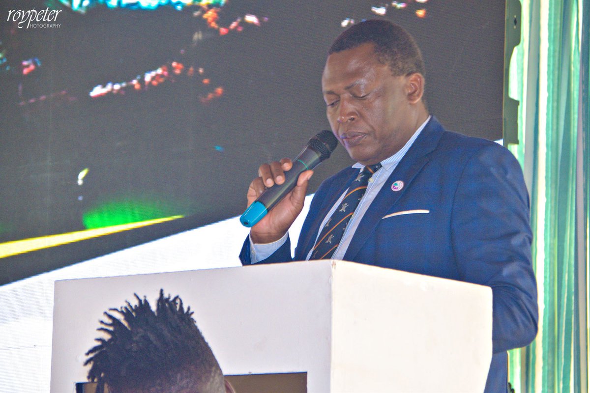 Roy Peter tweet media