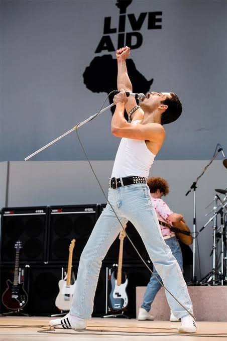 Plantando árboles Mencionar Resistente Lu Mereles on Twitter: "Onde foi parar esse tênis Adidas do freddie mercury??  Toda vez que assisto esse show me pergunto! https://t.co/S4PTC2doAp" /  Twitter