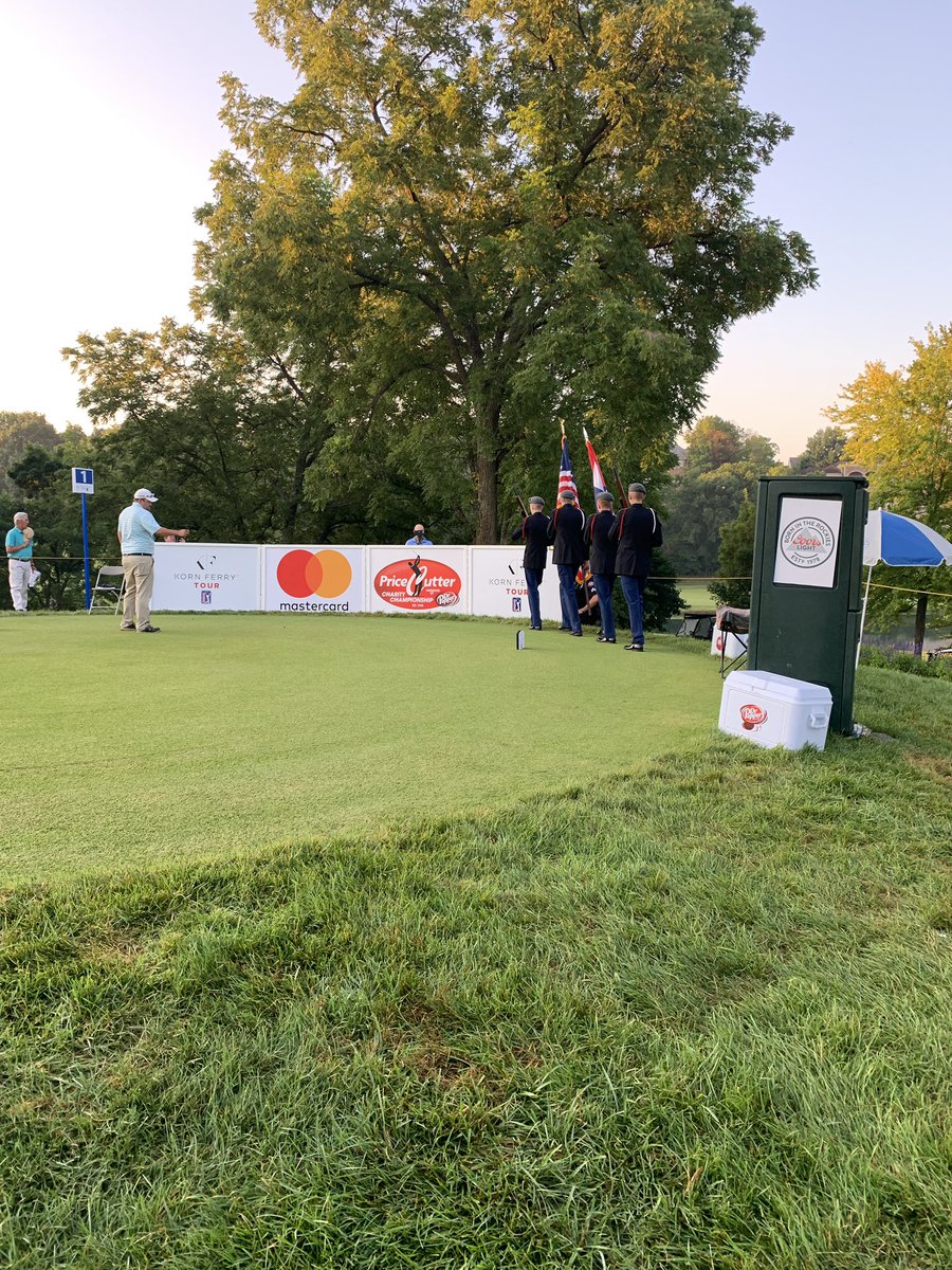 TigerJROTC's tweet photo. Ozark Tiger BN Color Guard presented the National and State Colors this morning for the 30th Price Cutter Charity Championship! #PCCC #pricecutter #OHSroar #roadtodaytona #drillhard #PGA #PGATour #ozarkleads https://t.co/TJsklmH8Zd