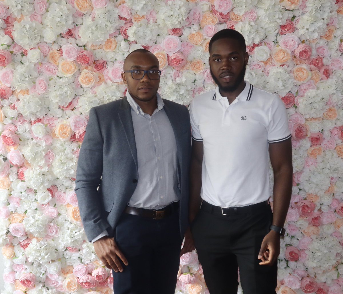 Phenomenal Queens tweet media