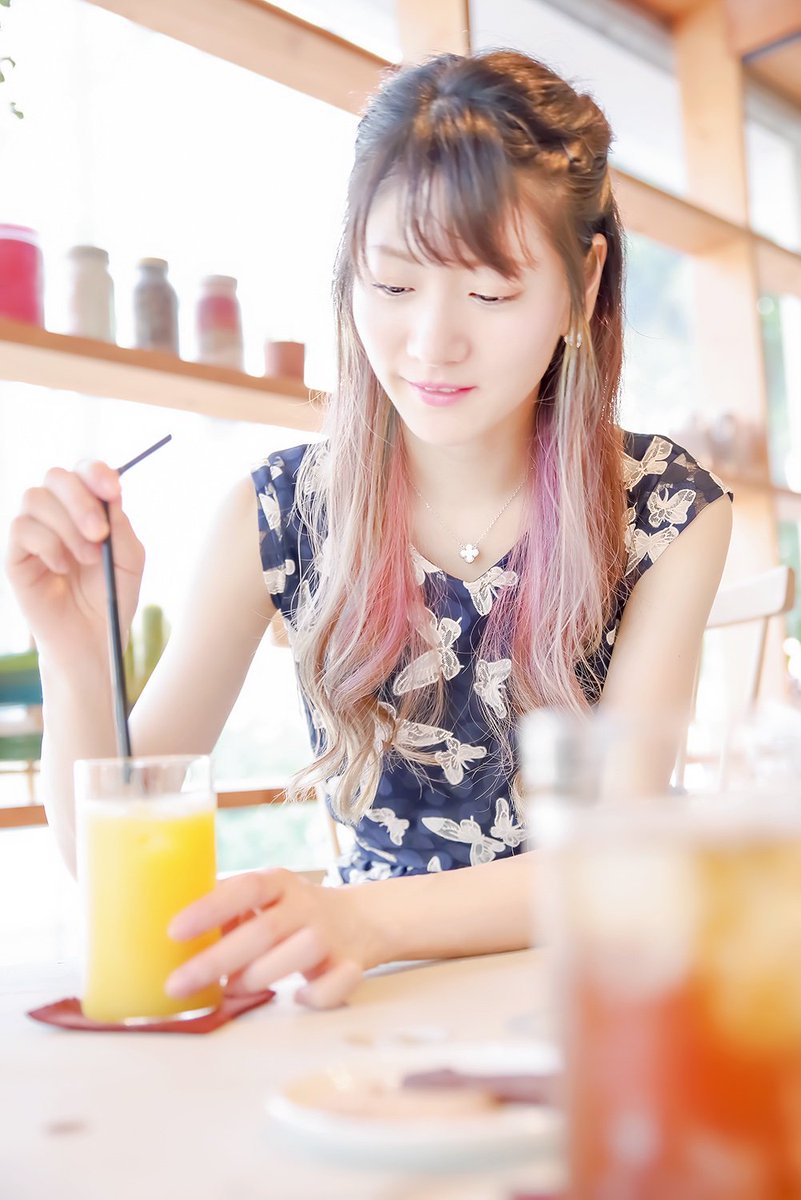 inaba_design's tweet photo. 私の方のスケジュールが合わずに久々になっちゃった衣舞の撮影。
早稲田通りの並木道が歩行者天国で涼しいかと思ったら猛暑!短時間で撮影して喫茶店に逃げ込みましたとさw
来月は舞台もあるので皆さん是非見に行ってくださーい!
@meve0817 #南衣舞 #ONEQUARTER https://t.co/Np3pu2xFtz