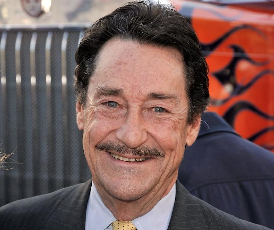 Happy birthday, Peter Cullen! 

The voice of Optimus Prime since 1984 transforms into 78 today. 