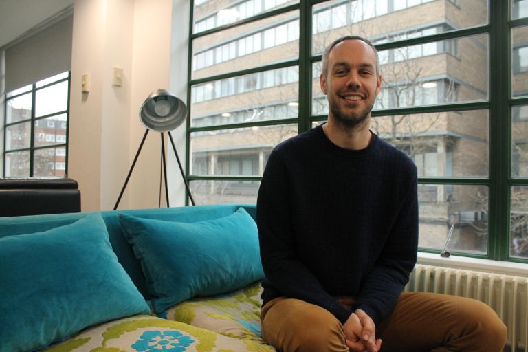 HelloWorld_Org's tweet photo. This is Tom, he's a trustee. He runs the #impactmeasurement enterprise @60_decibels so helps us measure #hellohub use. He says..."Listening to communities is the basis of how HW can prove their impact but perhaps more significantly how they continually improve the work they do." https://t.co/5yv0go8vYK