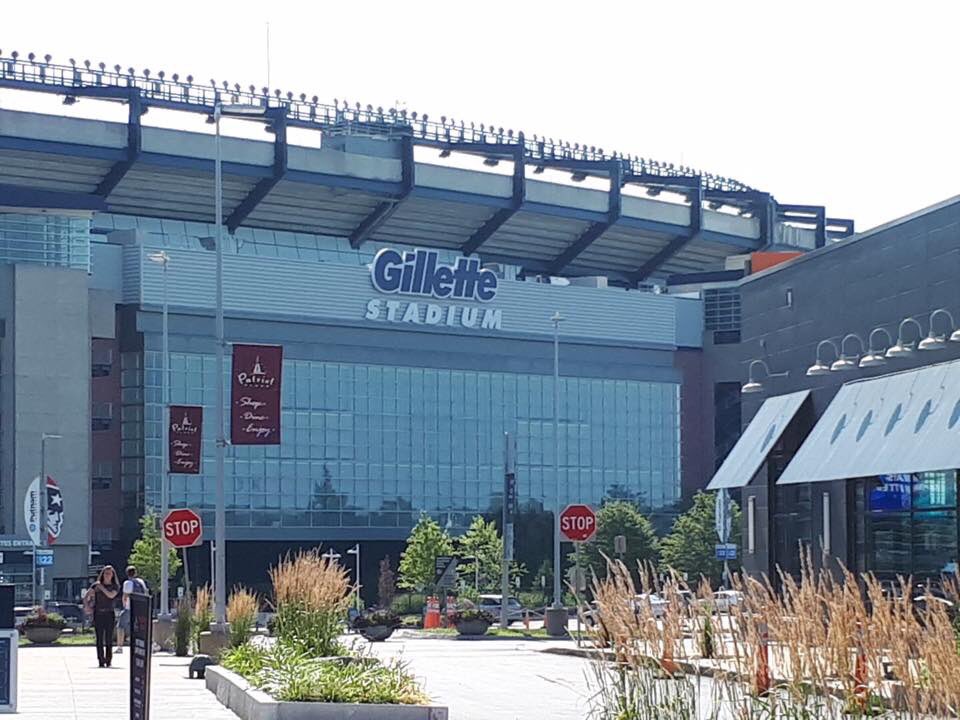 FCFNEP's tweet photo. Le FCFNEP est en direct d'ici... 😉
#GiletteStadium #FCFNEP #FrenchFanClub https://t.co/sabThKay6v