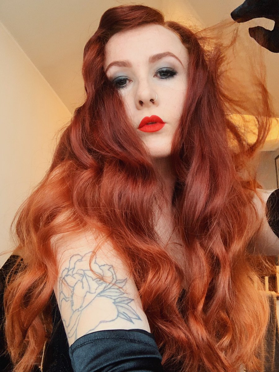 sarahmoorexo's tweet image. A little party never killed nobody. ✨
Seeing the best girl @ShadeOmi out of her roaring 20s in style last night was unreal. Perfect place, incredible night. And of course, we always slay a theme.