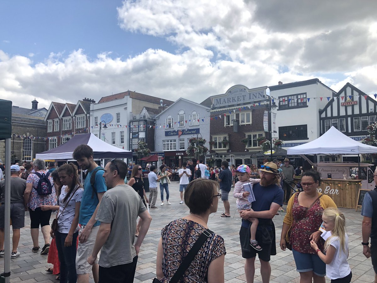 samsbbquk's tweet photo. Good little walk around Salisbury street food festival this afternoon. #SamsBBQ https://t.co/gGVNooepqo