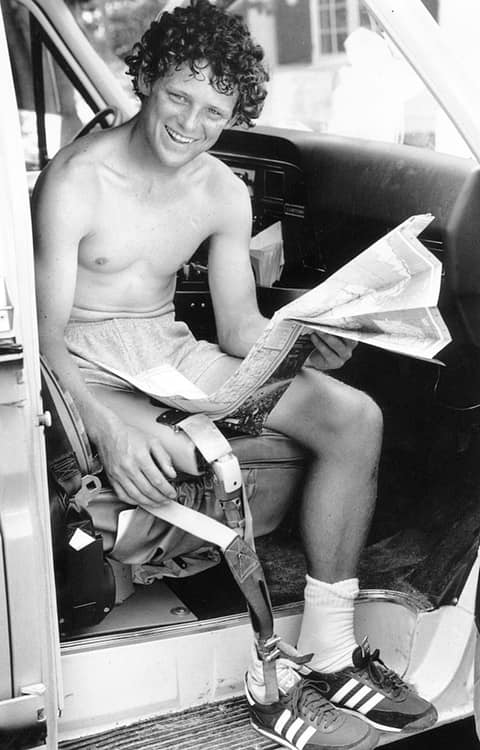 The greatest athlete to ever come out of Canada,Happy birthday Terry Fox ! 