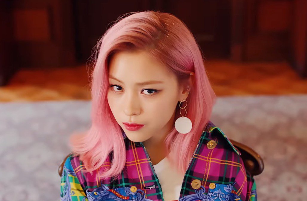 Itzy cherry. Группа itzy 2019. Itzy cake mp3. Itzy cake mp3. Itzy cake mp3.