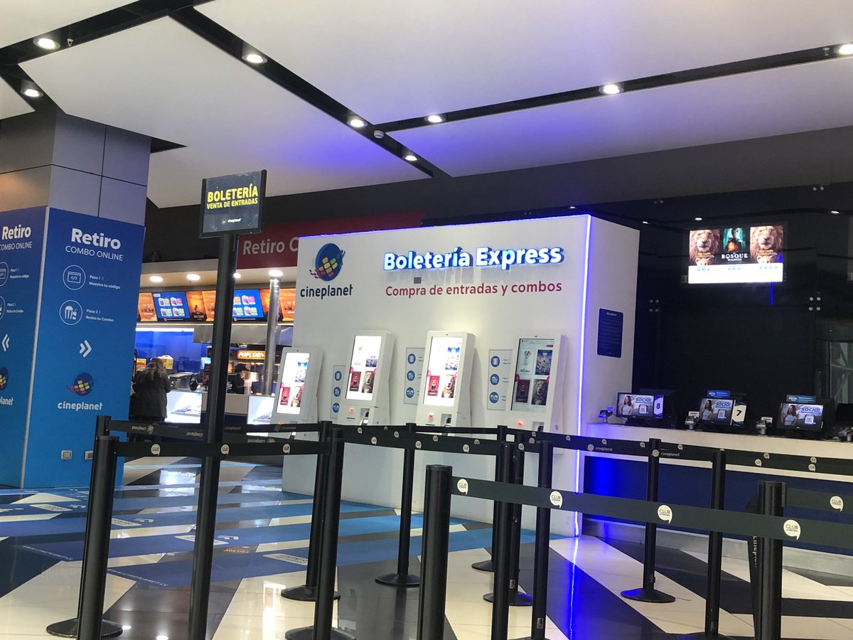 Vergonzoso @cineplanet_chile invierte en salas premium boleterías express pero no tiene butacas ni espacios cómodos para que las personas con discapacidad (en silla de ruedas) puedan acceder a ver una función sin problemas .
¿Donde está la inclusión ?<a href="/senadis_gob/">Senadis Chile</a> <a href="/latercera/">La Tercera</a>