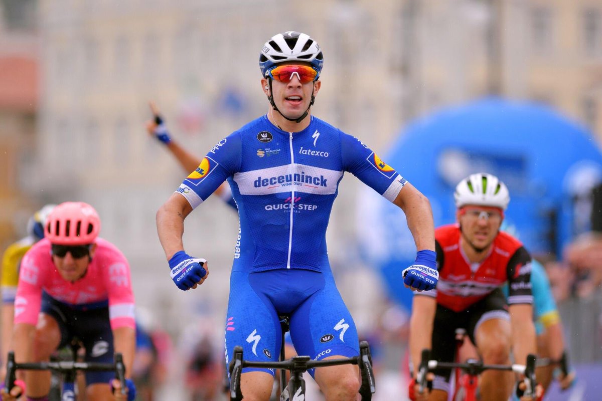 PhilippeGilbert's tweet image. Great teamwork results in yet another win at Adriatica Ionica Race! What a week it has been! Congrats @alvaro_hodeg! 💪🎉 #AIR2019 #Season17 #deceuninckquickstep 📸 @GettySport
