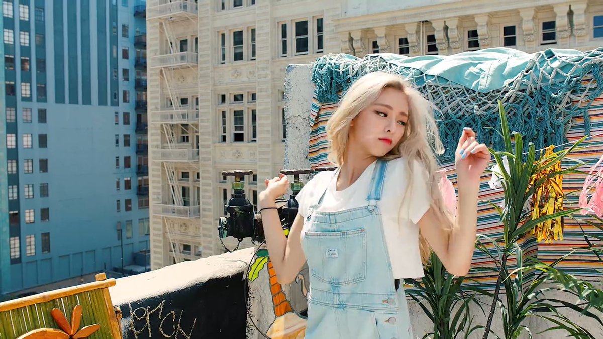 yunaspics's tweet photo. ITS REALLY OVER FOR US
#ITZY_ICY #ITZY_COMEBACK https://t.co/qhtzPZXmza
