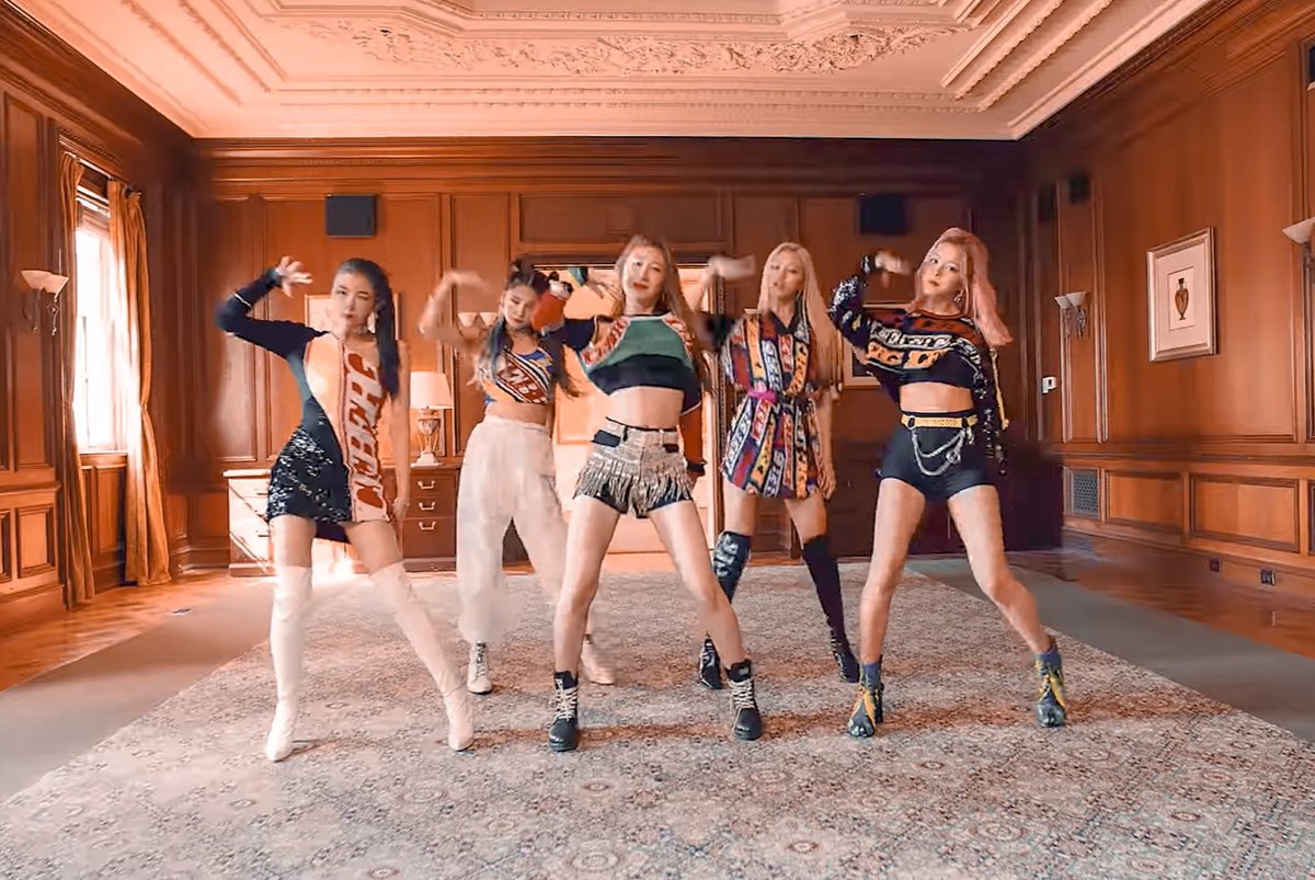 istanitzy_'s tweet photo. STAN TALENT. STAN ITZY.  #ITZY_COMEBACK #ITZY_ICY https://t.co/kCt84uJ7u9