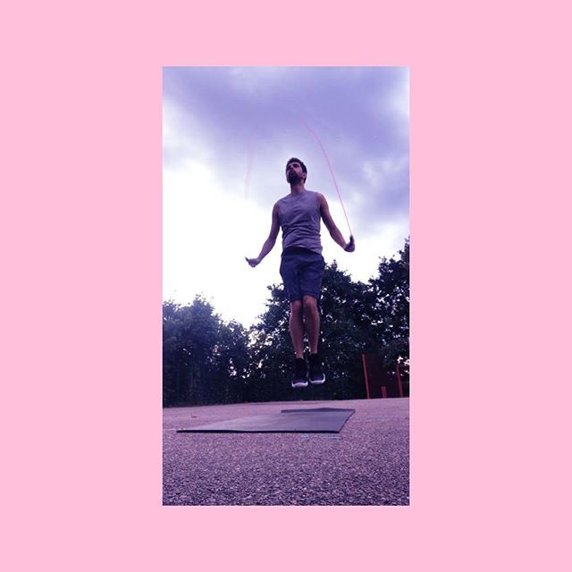 jump_ropes's tweet photo. Jump in the air and swing the rope for two full rotations #doubleunders
.
Board the jumpwave 🌊
.
#jumprope #jumpyrslflean #dothething #roperage #ropeoclock #jumpropeswag #skipping #jumpropetraining #crossfit #crossfituk #jumpropeworkout https://t.co/7SCZhMCmDI https://t.co/DqI0BczbHd