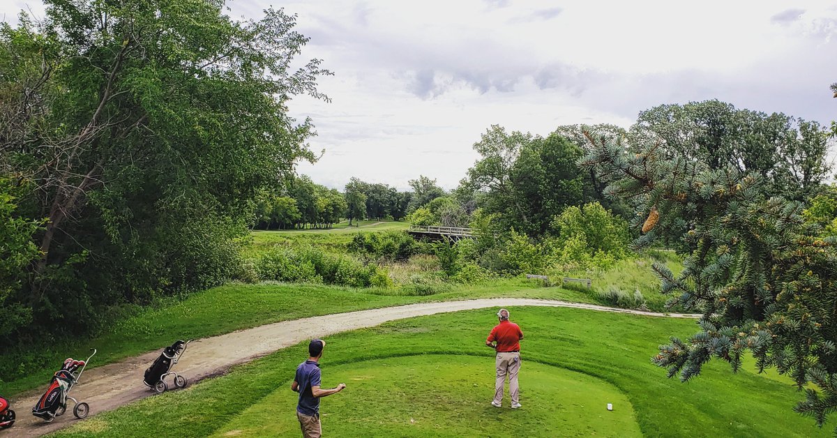 drMediaPro's tweet photo. Great round of golf today but they need to change the course's name to Mosquitowood (jk). Awesome place to golf.

Course: Maplewood Golf Club
Foursome: Jordan, Tim &amp; Rene M
Front 9 score: 49
Back 9 score: 42
Low of the game: Too many mosquitoes
High of the game: 5 pars and a bird https://t.co/sDsaQcIJEk