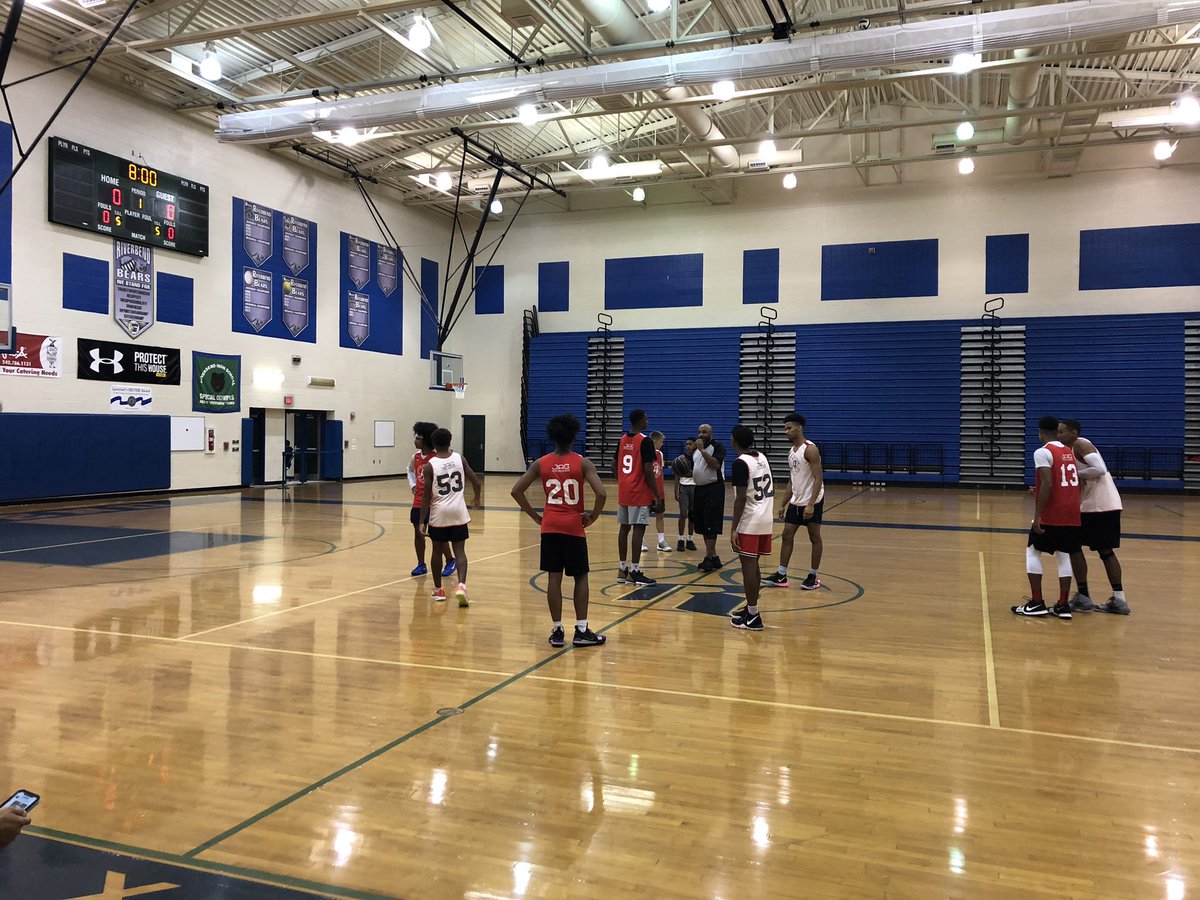KRob_25's tweet photo. 2019 ‘Justin Anderson Elite Camp’ (7/25/19 – 7/27/19) Recap❗️

My guy @JusAnderson1 made the visit back to the 5️⃣4️⃣0️⃣ once again this summer to host his third annual elite camp 👌🏾 

It was a full three days of growth!

#JAEliteCamp

READ: https://t.co/yzNueUSokO via @phenom_hoops https://t.co/FtuBIn1WEt
