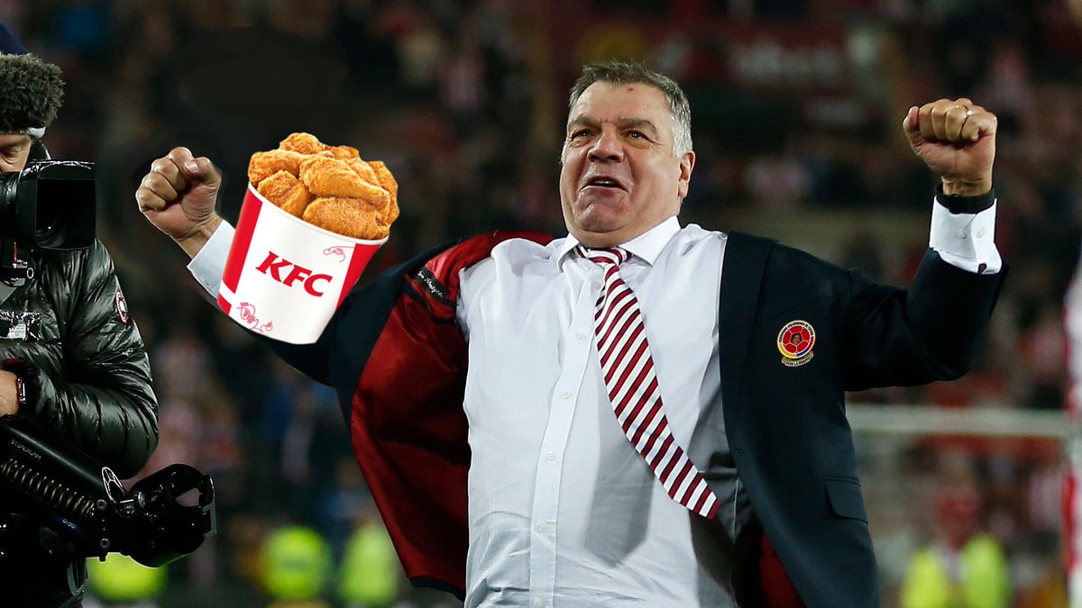 WhaffoOfficial's tweet photo. We smashed the daft fuckin donner smokers anyway.. ‘Played to Kaine Eto’o n Benmol for slotting a few and Zach did well as he played football big Sam would cream over.
#KFCIsBetterThanMaccies
#LongBalls 
#VivaLaWetWhaffos💛💙❤️ https://t.co/QSHa60xBhO