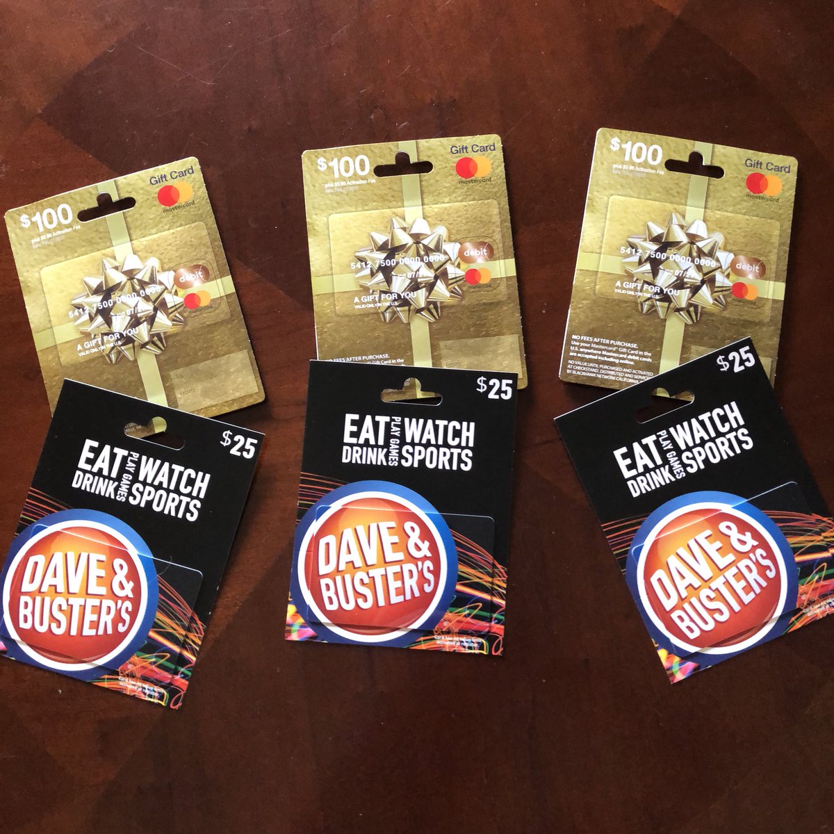ArcadeWarrior's tweet photo. GIFT CARD GIVEAWAY! 🎉

Follow me, like this post, and retweet for your chance to win! 

1st place winner gets a $100 Master Card.

2nd place winner gets a $25 Dave &amp; Busters Card. 

I’m also giving away $100 on YouTube and Instagram! 

Winners will be picked on August 24th. https://t.co/2A2JbxQ8ST