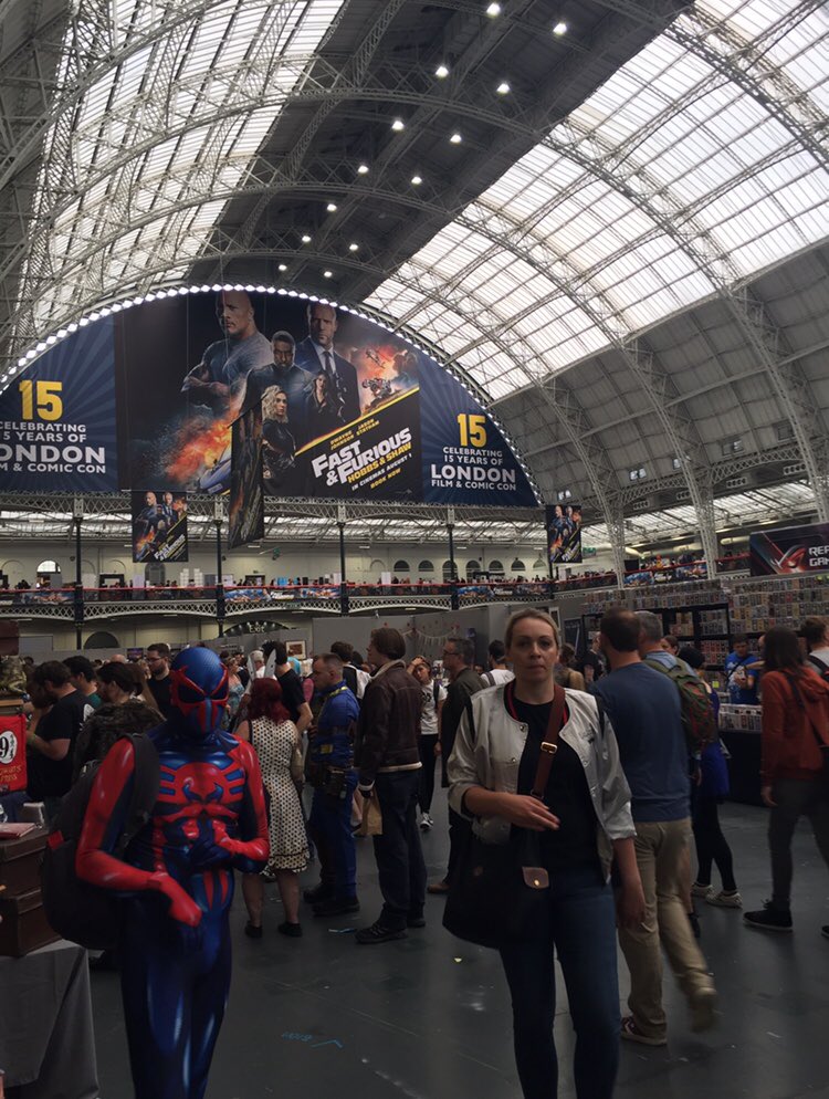 Geeky_Guys's tweet photo. Cheers to you LFCC in your 15th year, a great weekend, another successful event, had a great time!! here’s to many more LFCC’s 🙂
#lfcc #lfcc2019 #lfcc15 #londoncomiccon #londoncon
#londonfilmandcomiccon #london #londonfilmandcomiccon2019 #londonlife https://t.co/sZAFNxtQZT