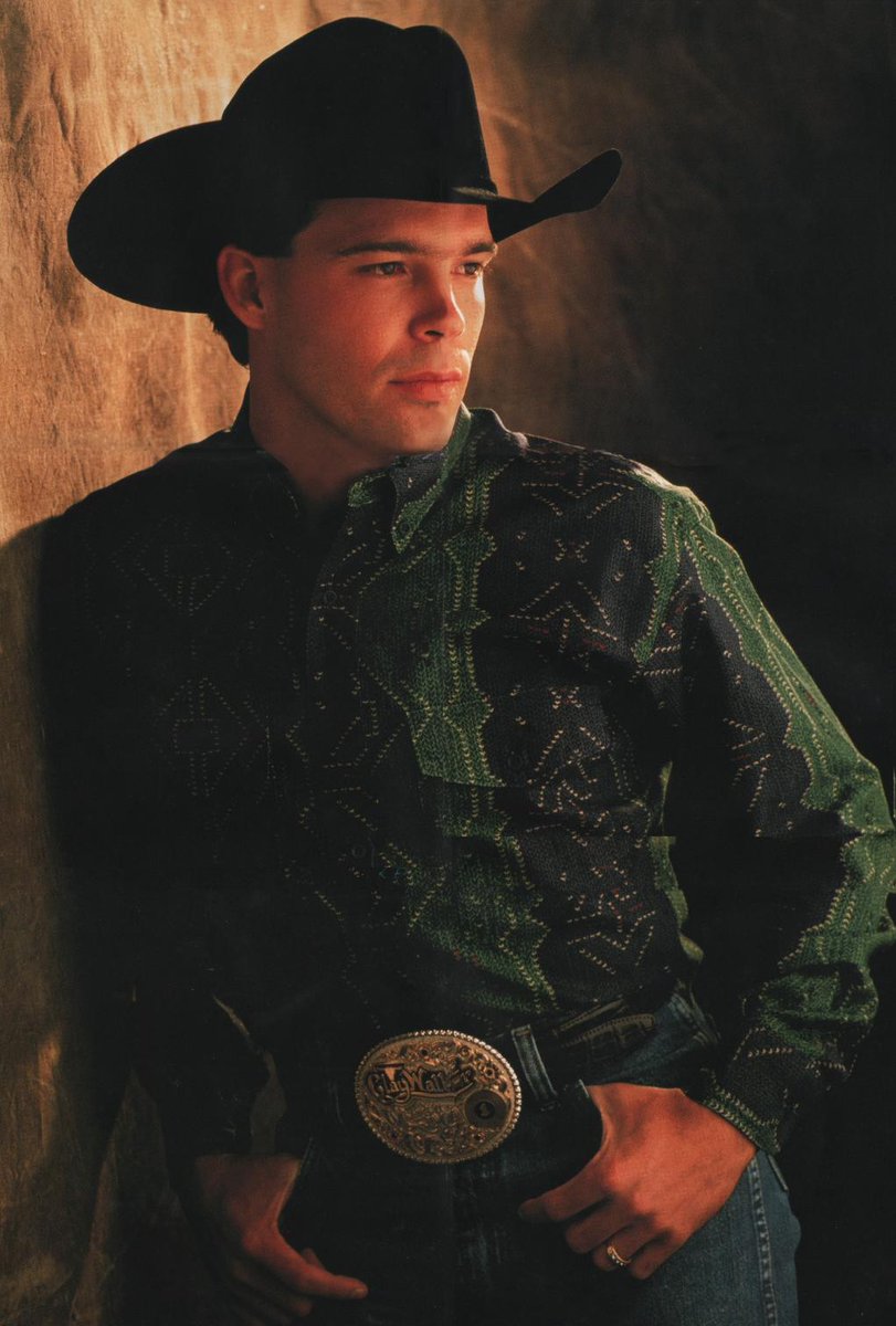 ClayWalker's tweet photo. "Know him as the man in black, bustin' his ass
In the boots and the buckle and the hat
Come on make some noise
For the one and only real McCoys
Long live the cowboys...."

https://t.co/EP50ouW5X2 https://t.co/JzMpvfklwg