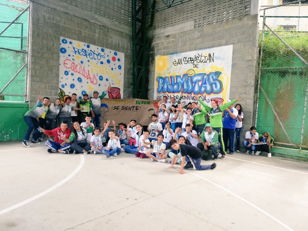 396Daniela's tweet photo. En el corregimiento San Sebastián de Palmitas #ElINDERSeSiente. @sebasgallego17 @gioruiz32 @JaimeVillaYepe1 https://t.co/QsOl3cCtp6
