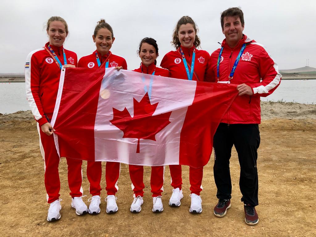 2019 LIMA  PAN AM GAMES - Some more shots of our GOLDEN K4 crew at Pan Ams🙌🏼 <a href="/TeamCanada/">Team Canada</a> 's 1st gold medal of the games!!!
-
D'autres photos de nos championnes en K4 aux Jeux Pan Américains🤩 La première médaille d'or pour <a href="/Equipe_Canada/">Équipe Canada</a> 🇨🇦💪🏼