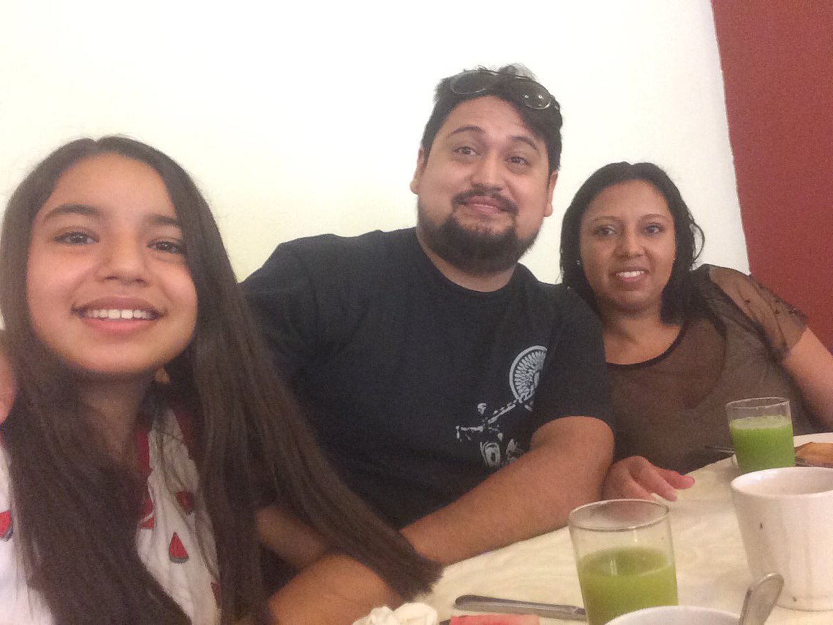 crisastorga3's tweet photo. Vacaciones 2019 https://t.co/PnsqcYf2Cb