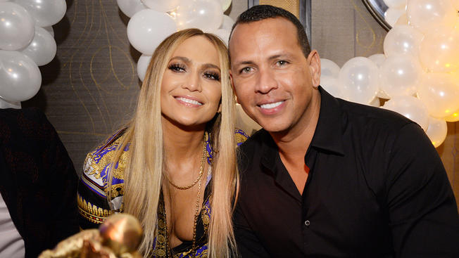 Jennifer Lopez stops concert to sing \Happy Birthday\ to Alex Rodriguez  