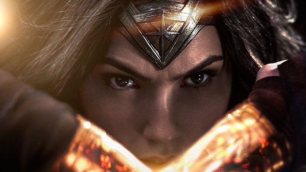 alwaysmallville's tweet photo. Mt. Rushmore of superhero entrances in movies...

1) Superman in #SupermanII
2) Thor in #AvengersInfinityWar 
3) Captain America in #AvengersInfinityWar 
4) Wonder Woman in #BatmanvSuperman https://t.co/oPPmww3Rjz
