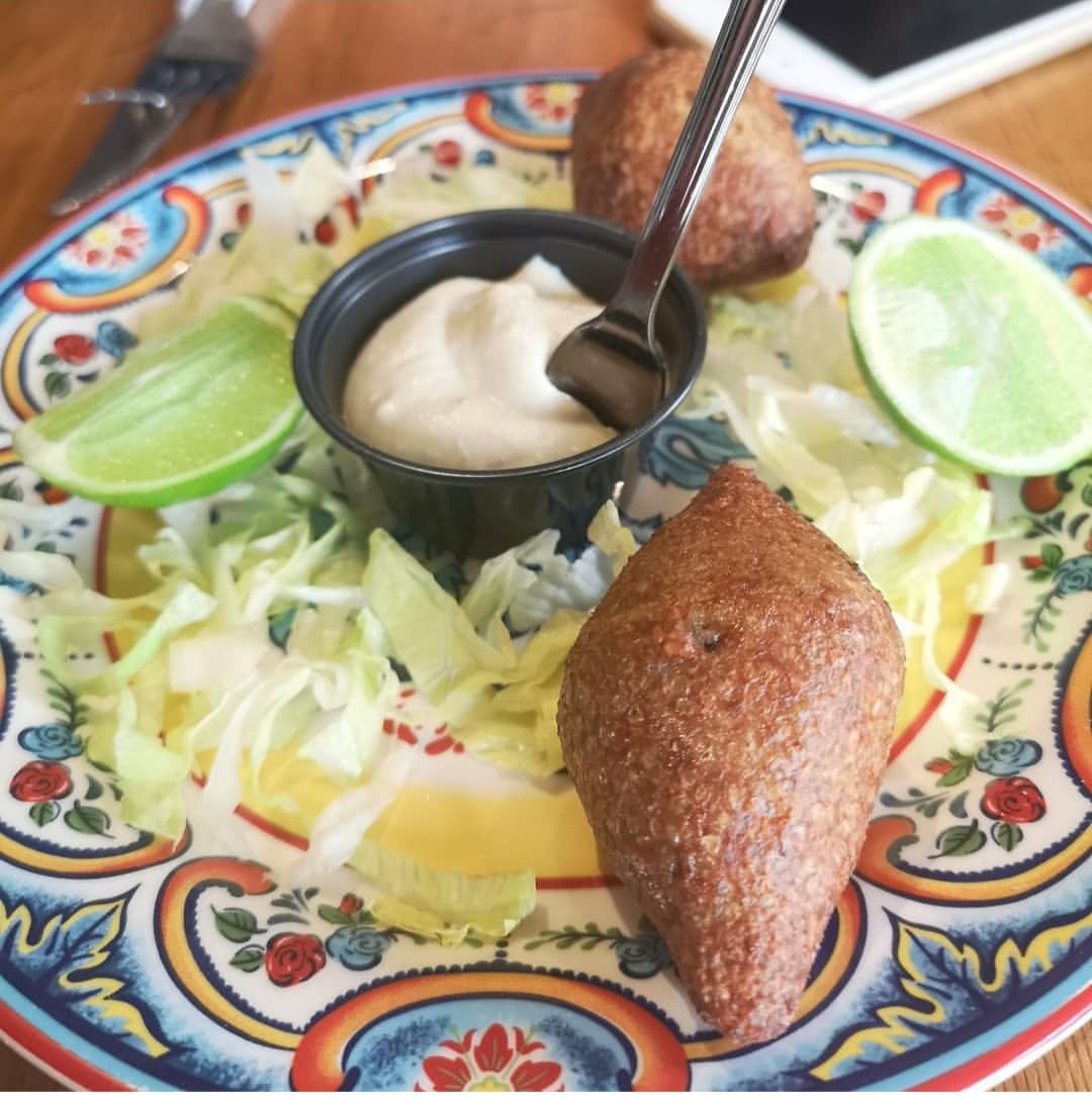 MarceRozoCousin's tweet photo. Restaurante Marrakesh comida marroquí. 
Ubicado en la carrera 8 # 64 - 65. Si deseas probar un cordero en su punto donde encuentres el sabor característico, jugosidad de su carne, preparado por cocineros Árabes, recomiendo plenamente este restaurante por la calidad en su servicio https://t.co/dDtz9hUbZJ