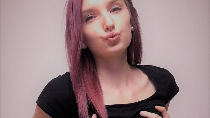 Ich hoffe ihr hattet einen sch&ouml;nen Sonntag! ☀️  💦👉https://t.co/3jvUusdH6k   #homepage #porn #amateur<a href="/tag/cute"class="tags"><span>#cute</span></a><a href="/tag/sweet"class="tags"><span>#sweet</span></a><a href="/tag/teen"class="tags"><span>#teen</span></a><a href="/tag/porn"class="tags"><span>#porn</span></a><a href="/tag/naked"class="tags"><span>#naked</span></a><a href="/tag/nude"class="tags"><span>#nude</span></a><a href="/tag/camgirl"class="tags"><span>#camgirl</span></a>