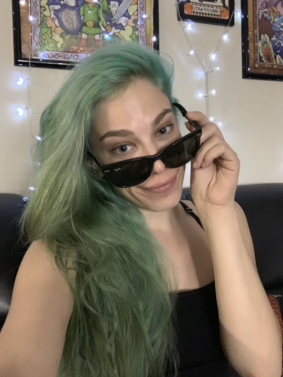 thepeachy16's tweet photo. Blue  Eyed  Beauty  @BobbiDylanXXX  #BeautifulBobbi https://t.co/W06a8mC8DY