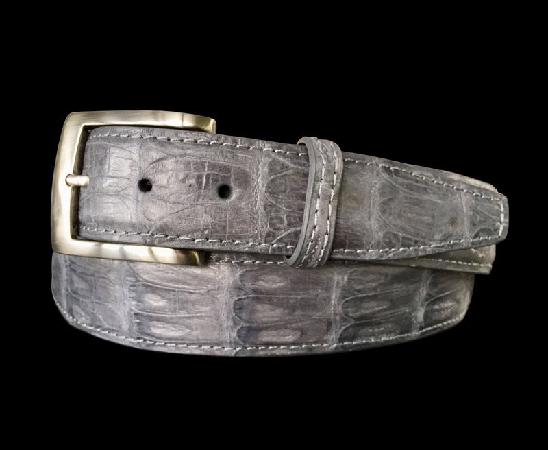 59beltsguy's tweet photo. C’MON GANG! Help us raise some $$ for @StJude today. Bid on this belt. Current bid is $100, retail is $260. No reserve, 100% of final bid goes to #StJude in your name. 🙏🏻 Auction closes at 9pm ECT tonight! Leave your bid in comments. 👏👏 @PGATOUR #CharityAuction https://t.co/1ZzX1VRbbH