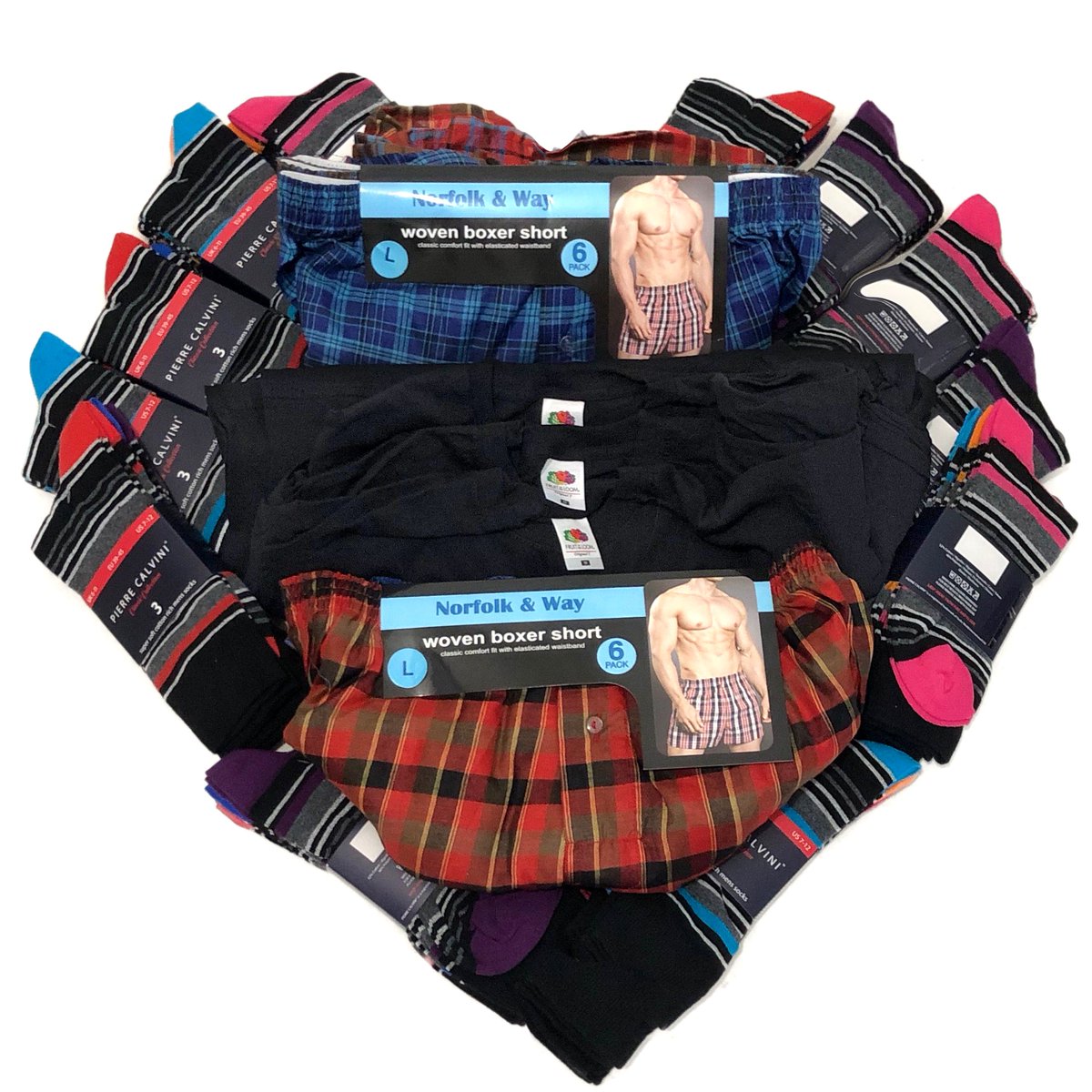 hotchocmob's tweet photo. Just received an amazing donation of socks, boxers and t-shirts for the #homeless! These items are SO very much appreciated by #London's #roughsleepers. Thank you! Our Amazon #wishlist is at https://t.co/ipxq0JUyeK if you'd like to help, too!
#hotchocmob https://t.co/ahr5sABted