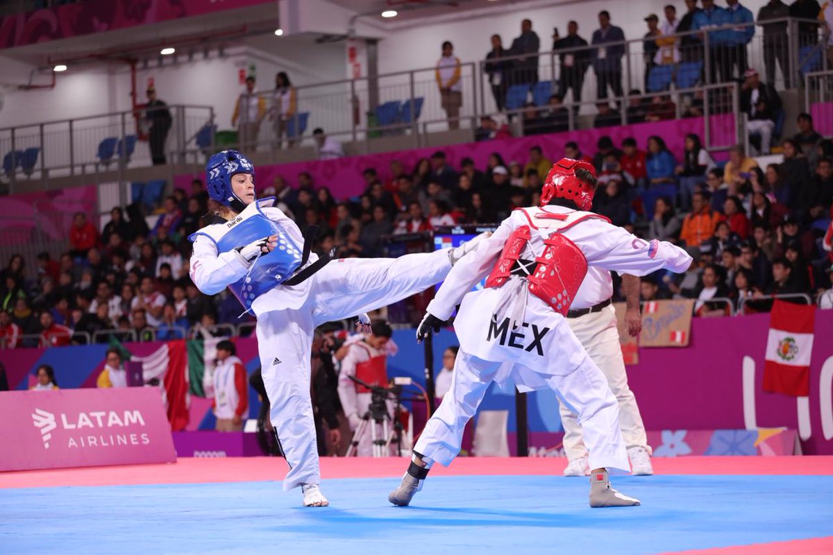 COlimpicoPanama's tweet photo. ¡Sigue avanzando Carolena!
💪@carolenapanama se mete en semifinales con una contundente victoria sobre la mexicana Fabiola Villega 35-15 (abultamiento).
🔥Próxima rival: Anastasija Zolotic (USA).
🕟Semis: 4:55PM
#UnPaísUnEquipo 🇵🇦❤️ https://t.co/uLDvtOyXAi