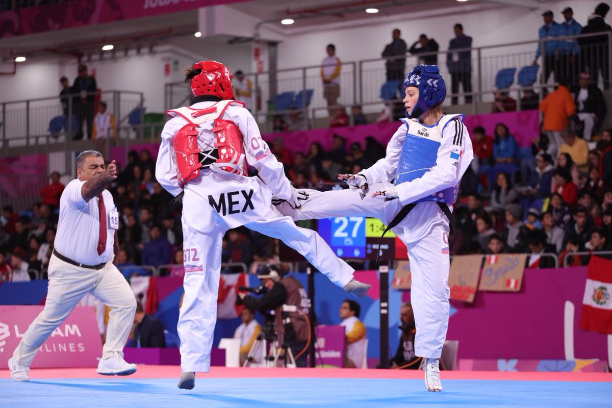 COlimpicoPanama's tweet photo. ¡Sigue avanzando Carolena!
💪@carolenapanama se mete en semifinales con una contundente victoria sobre la mexicana Fabiola Villega 35-15 (abultamiento).
🔥Próxima rival: Anastasija Zolotic (USA).
🕟Semis: 4:55PM
#UnPaísUnEquipo 🇵🇦❤️ https://t.co/uLDvtOyXAi