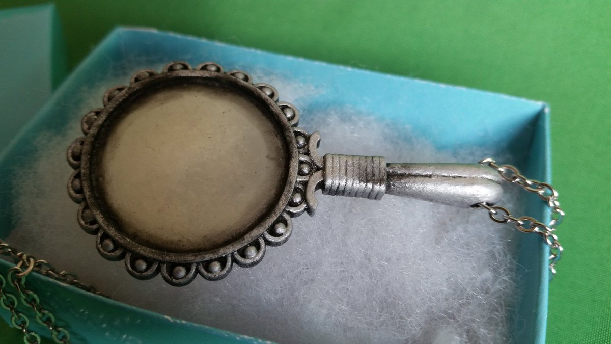 Gorgeous Vintage Crown Trifari Silver-tone Magnifying Glass Pendant & Chain  | #461241088