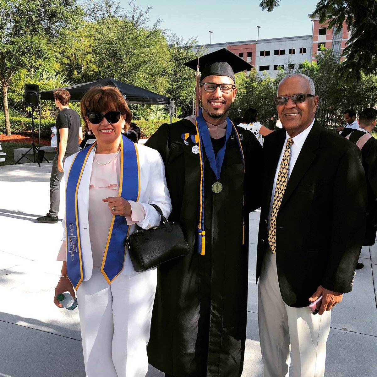 Manny Alcantara tweet media