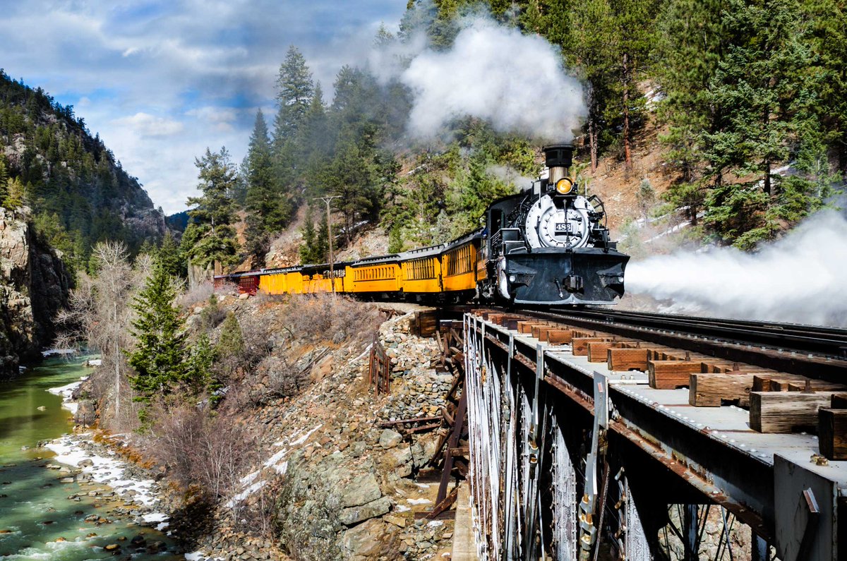 TravelLdrsCOS's tweet photo. For 120 years this #train has been #puffing through #canyons of #Colorado. #Steamy nostalgia, jaw dropping #views, &amp; one of America's last steam engines. From #Durango, departures daily, roughly 3.5 hrs each way with many carriage classes available. https://t.co/kvjbYWxZne