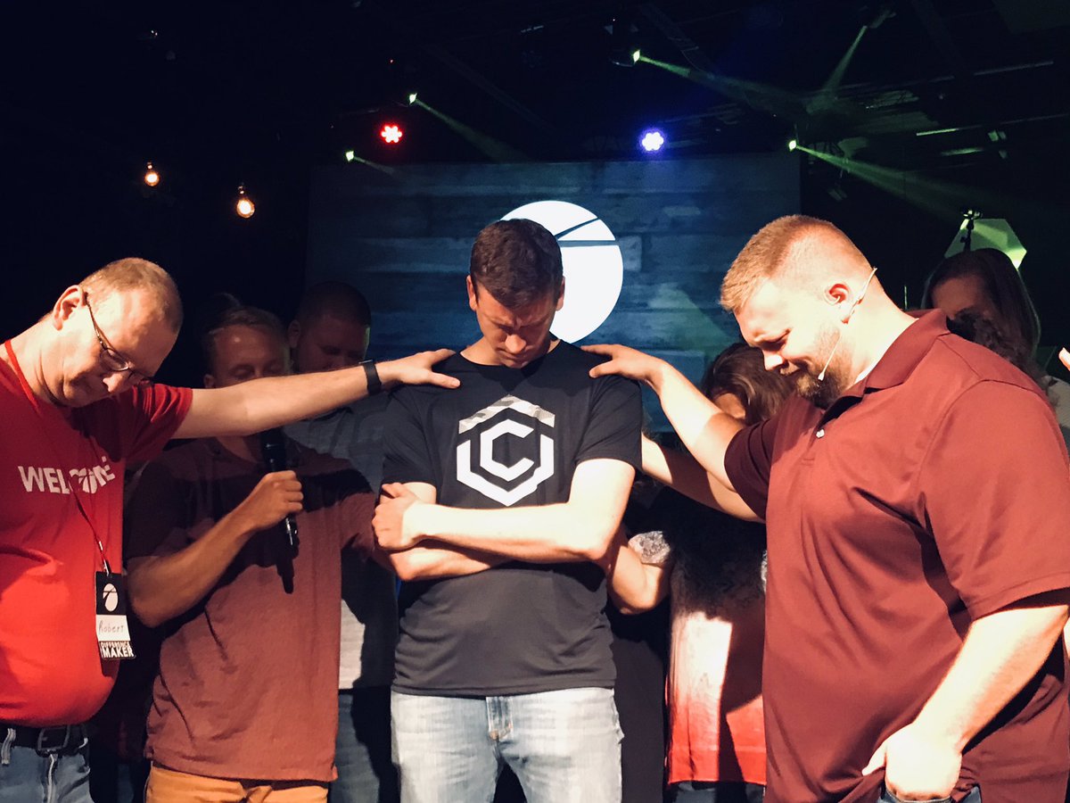 Brett_Winder's tweet photo. Welcome to the family Josh! #OneCrossing #AssociatePastor #TheRealDeal https://t.co/VNm54pLAXp