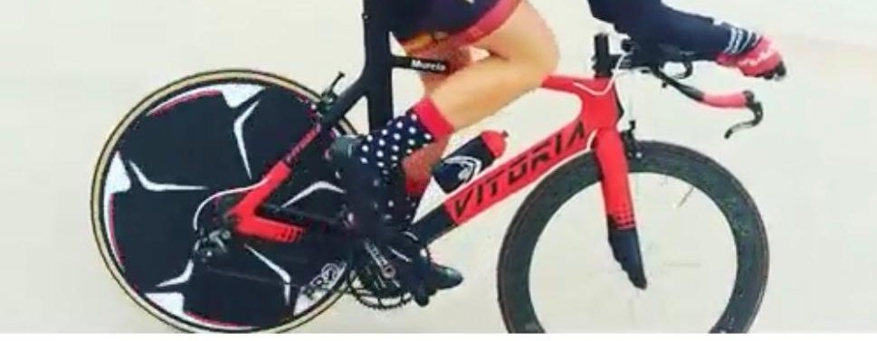 😵 La parte negativa durante esta Volta al Penedès ha sido el robo de dos bicis de crono durante la noche del sábado. 

🤔 Ya está denunciado y esperamos que den pronto con los culpables.

🙏 Rogamos Rt para ver si con esta difusión alguna persona de bien diera con ellas.