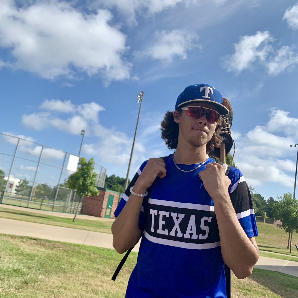 dadavark's tweet photo. @theAthlete3214 Summer 2019 @TSBaseballClub Baseball is done. Looking forward to @peshbaseball 2019-20! #TexasSelect #TxSelect #playball #planoeastseniorhigh #planoeastbaseball #planoeast #pesh  #planoeplano #eastside #eastsidepride  @ Faulkner Park https://t.co/erh01XylAA