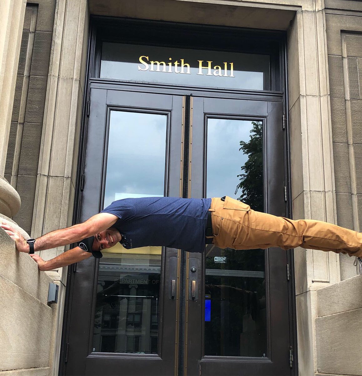 emilynkrahn's tweet photo. Playing tourists in our new city! The university is so lofty and beautiful! We are feeling so honored that Jes gets to study here! #ummproud #universityofmpls #collegelife #adventures #thesmiths #smithhall @ University of Minnesota https://t.co/waC1GFmtIK