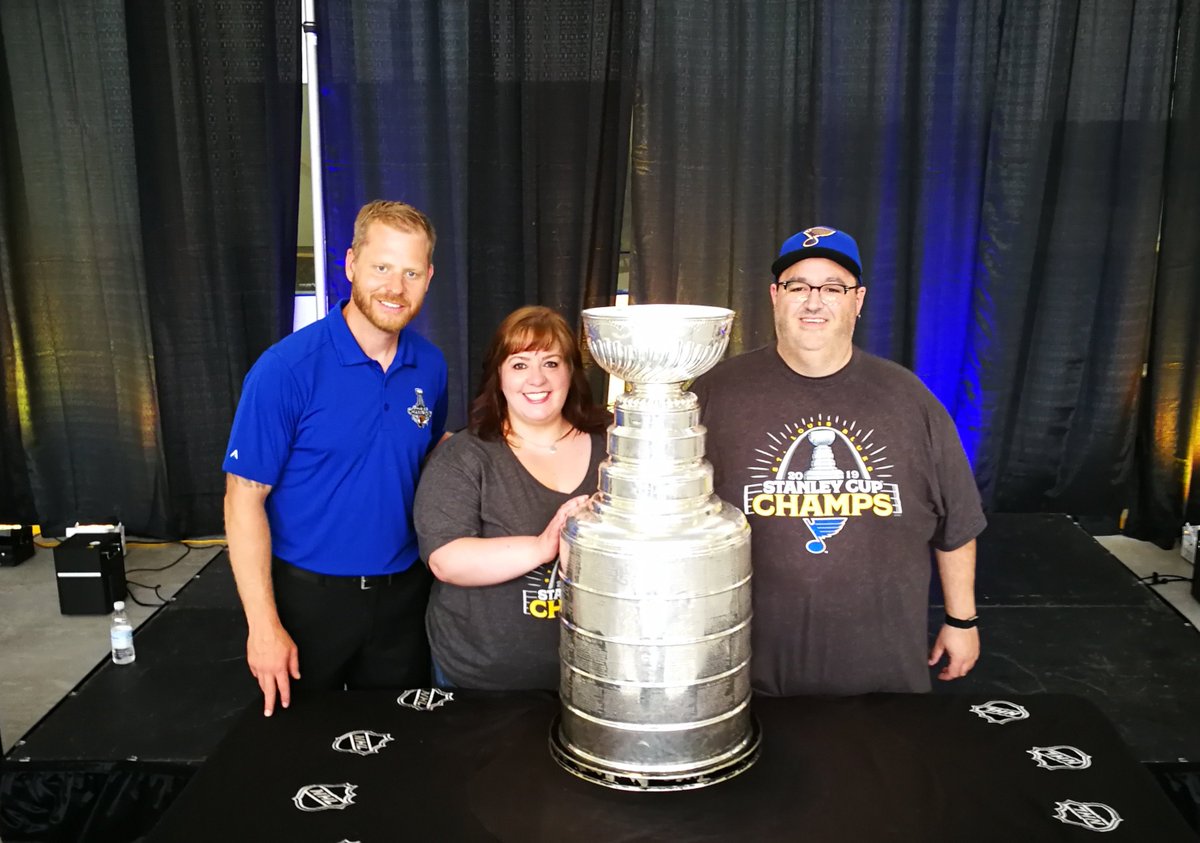 SpitspixTim's tweet photo. @StLouisBlues assistant coach Steve Ott brought @NHL 's holy grail to the Atlas Tube Centre this afternoon. Hundreds of fans were on hand!! #NHL  #StanleyCup StanleyCup #stlouisblues #Champs @SpitsHockey #steveott #otter https://t.co/H9yvWja1UN